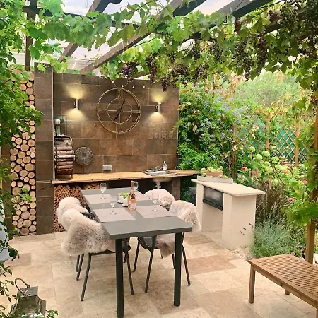 Family Augflor With Pool And Garden * Кань-сюр-Мер