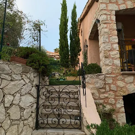 Family Augflor With Pool And Garden *