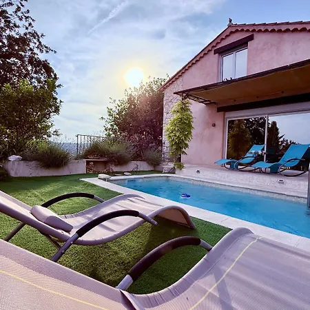 Family Augflor With Pool And Garden Βίλα